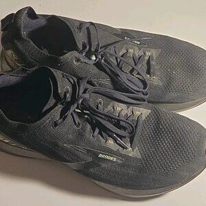 Brooks Mens Levitate 3 LE 1103251D080 Black Running Shoes Sneakers Size 11.5 D
